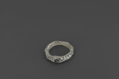 Small Quartz Ring LevenExclusive
