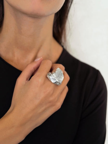 უფორმო ვერცხლის ბეჭედი