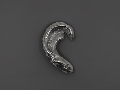 ვერცხლის სკულპტურული საყურე