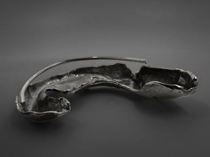 ვერცხლის სკულპტურული საყურე